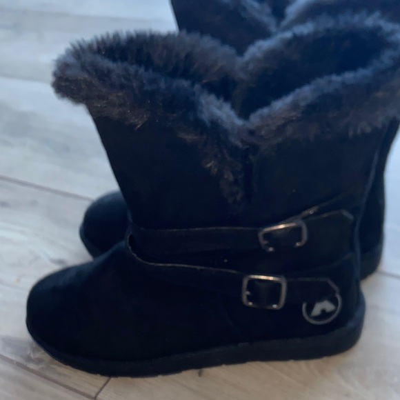 Airwalk Ankle Black Faux Fur Cozy Boots size 8 - Picture 5 of 8